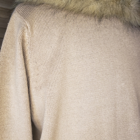 Katie Lee Cardigan - Picture 7 of 8